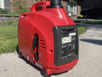 Honda EU1000i Inverter Generator — Starts Easy, Runs Great