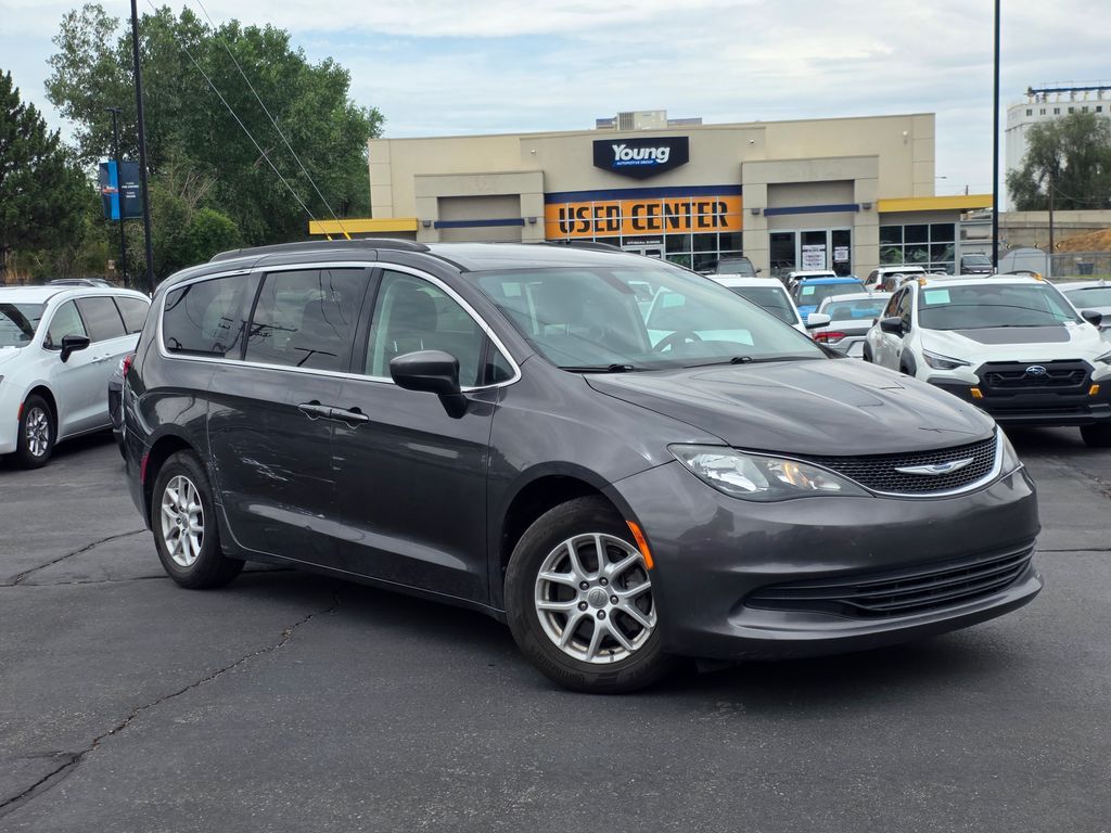 2020 Chrysler Voyager LXi
