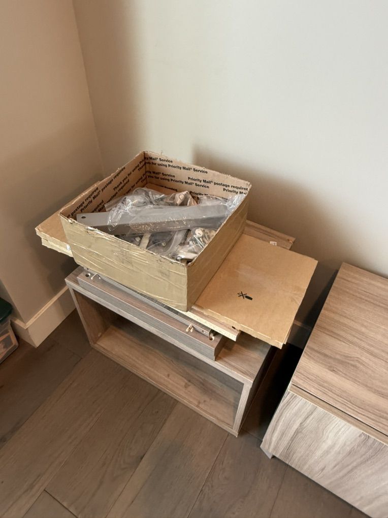 Main image 3