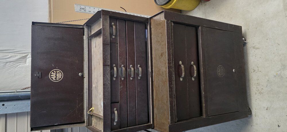 vintage mac tools box with key