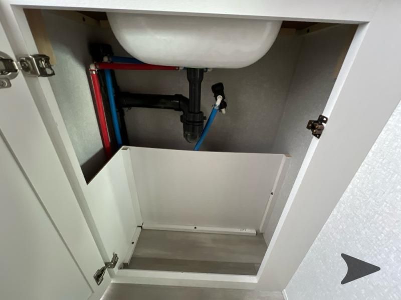 Main image 19