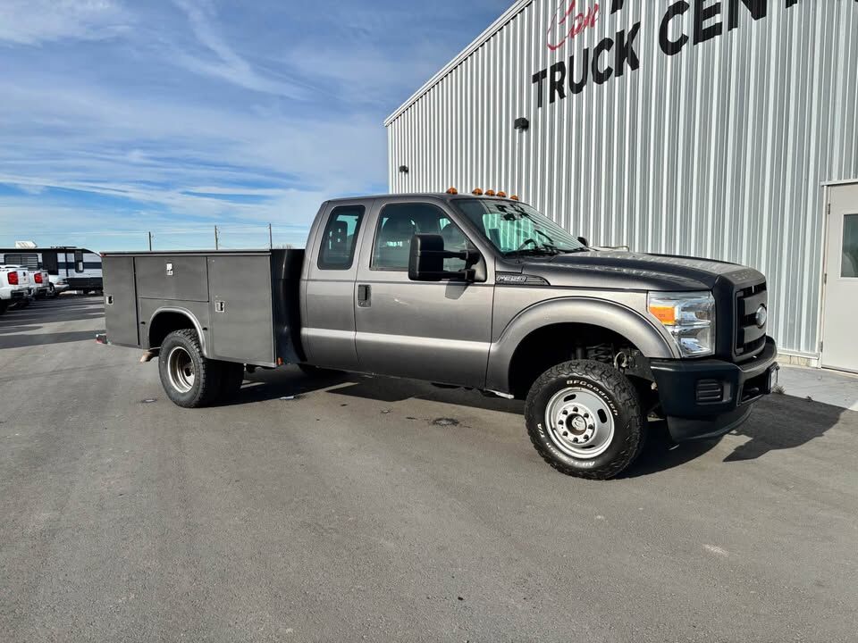 2013 Ford F-350 Super Duty XL