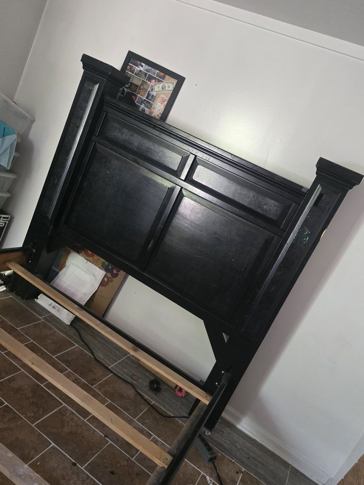Main image 3