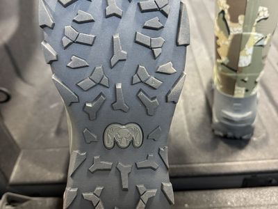 Kuiu HD mud boots size 13