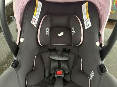 Joie Rue Infant Car Seat with Base