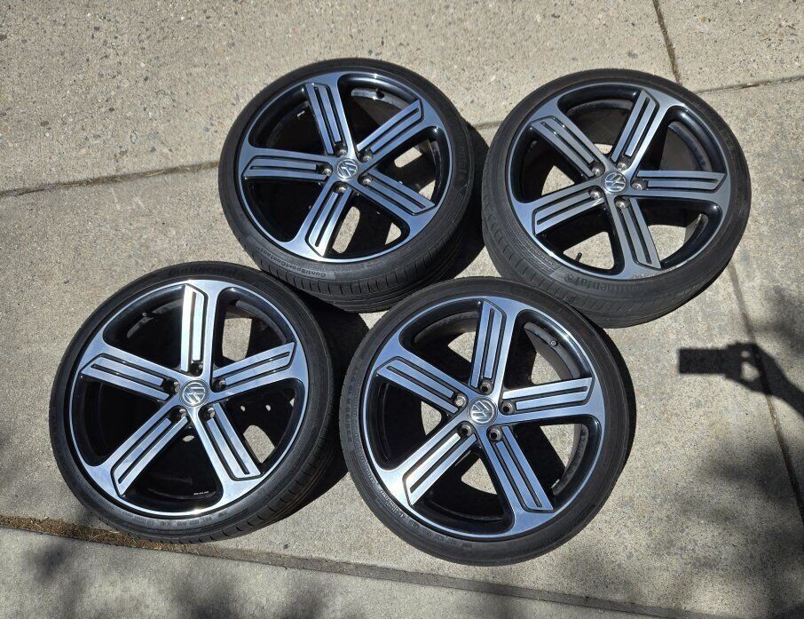 VW Cadiz Wheels - 19x8 5x112 Volkswagen Golf R GTI