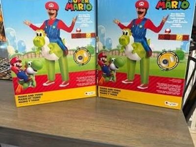2 Super Mario & Yoshi Inflatable Child Costume - One Size