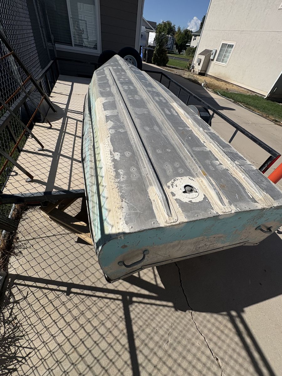 12’ Aluminum boat