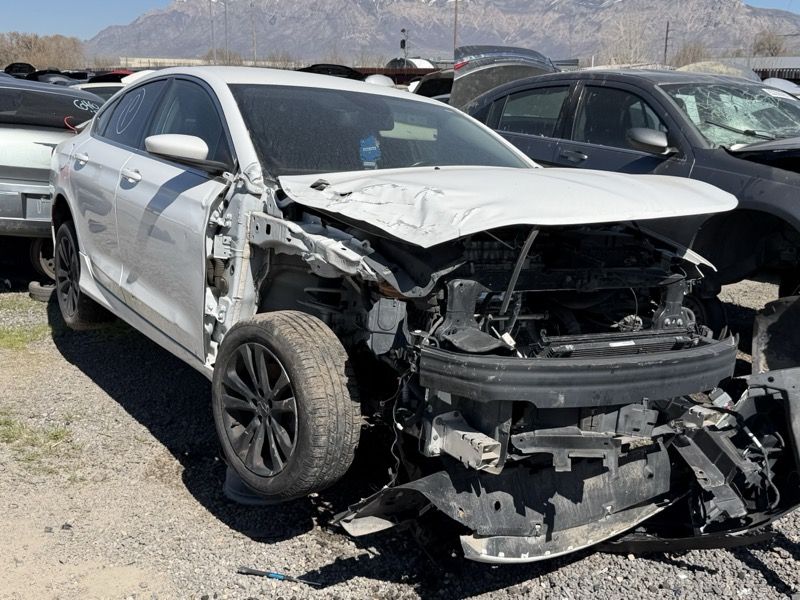 2015 Chrysler 200 Parts