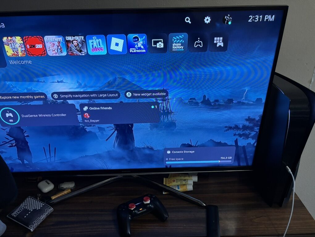 Ps5 Disc Edtion Black Plates cash 330$ Cash OnlY