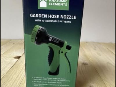 Garden hose nozzle