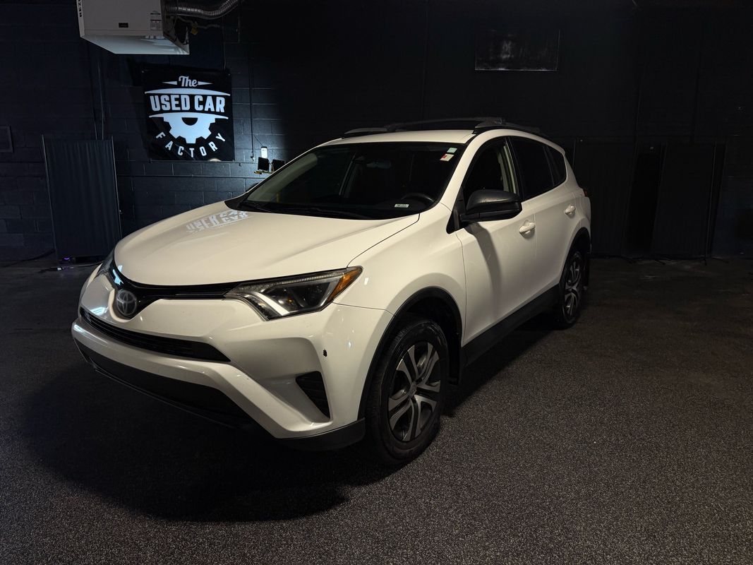 2017 Toyota RAV4 XLE