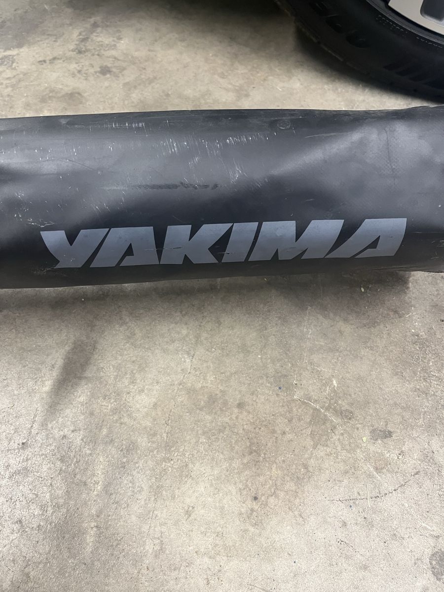 Yakima Slim Shady 7ft canopy
