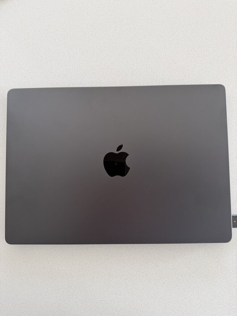 Apple MacBook Pro 14 M4 Pro - 48GB RAM - Like New