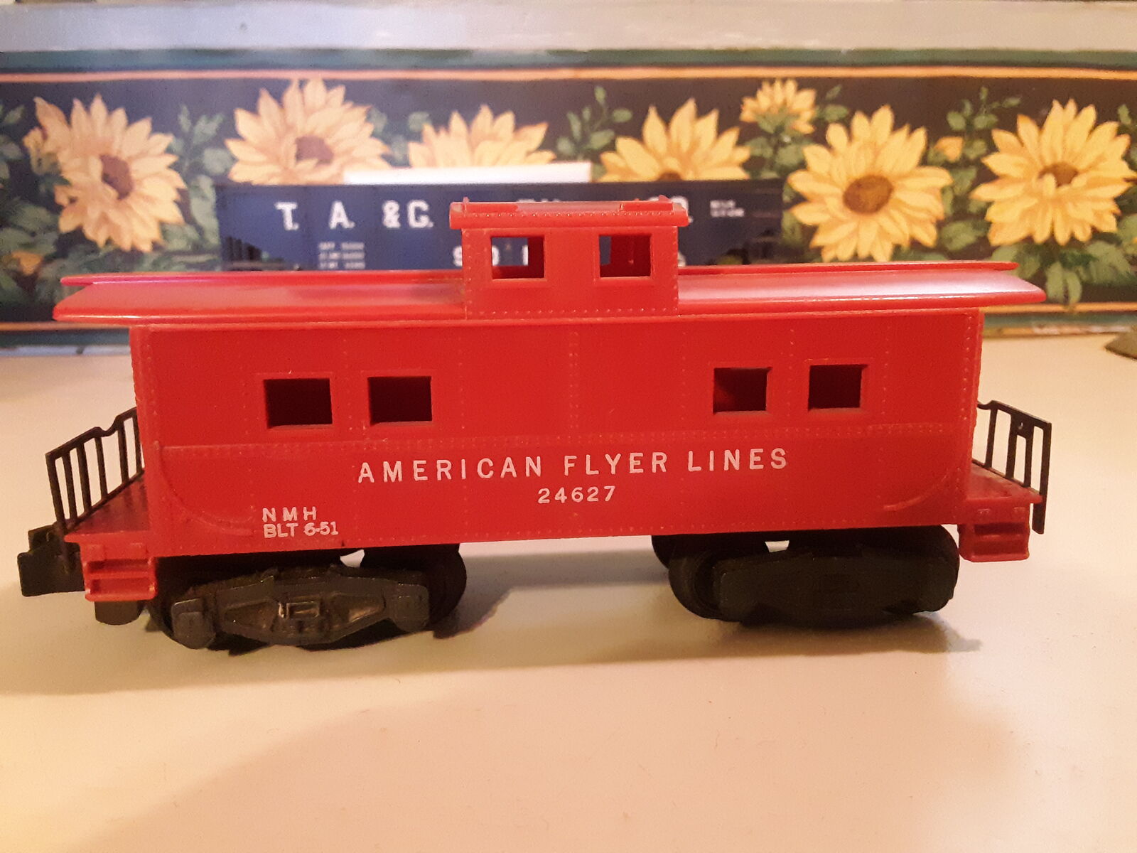 Vintage American Flyer Lines Caboose 24627 AC Gilbert Co