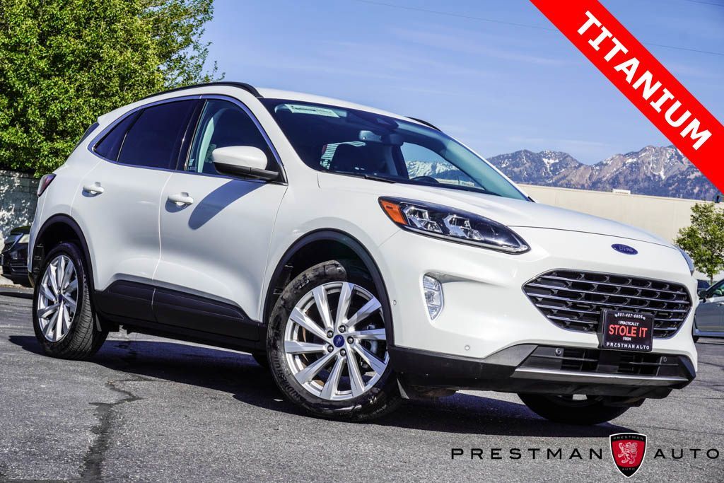 2022 Ford Escape Titanium