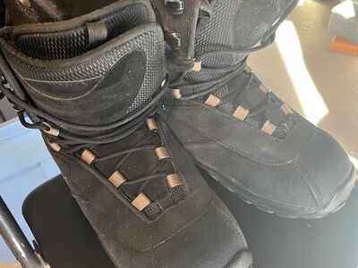Size 12 Black Snowboard Boots