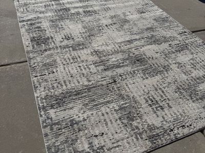Modern Abstract Gray & White Area Rug 6'9" x 10' for Living Room/Bedroom