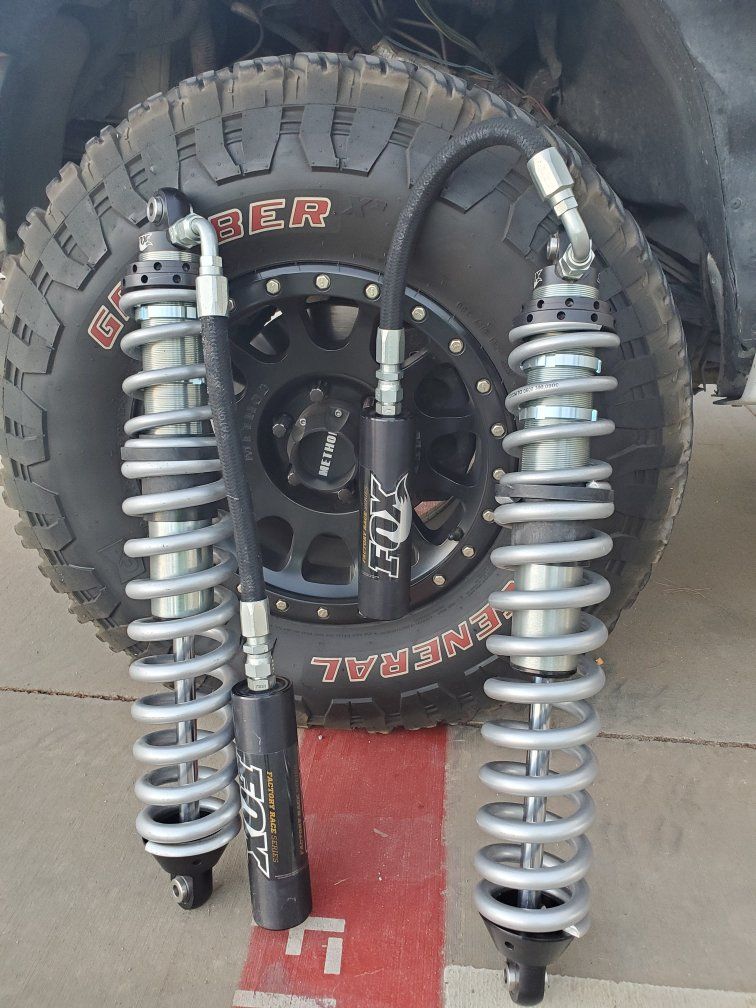 2.5×10" fox coilovers!!!!