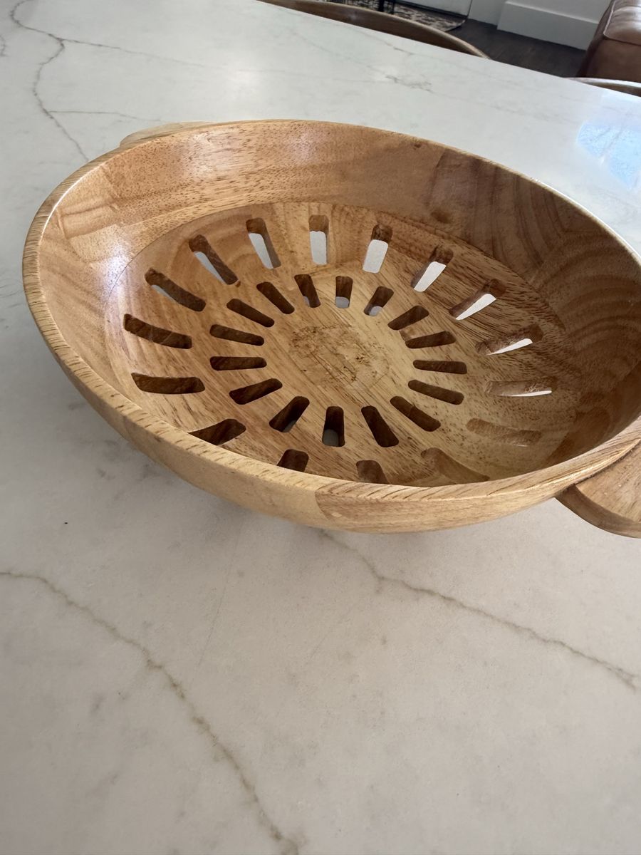 Hand and hearth wooden bowl