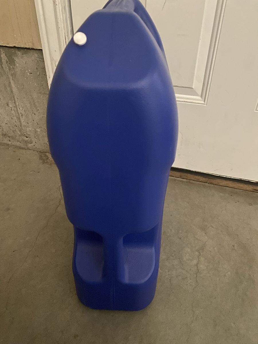 Igloo 6 Gallon Water Jug - Blue, Portable Water Container