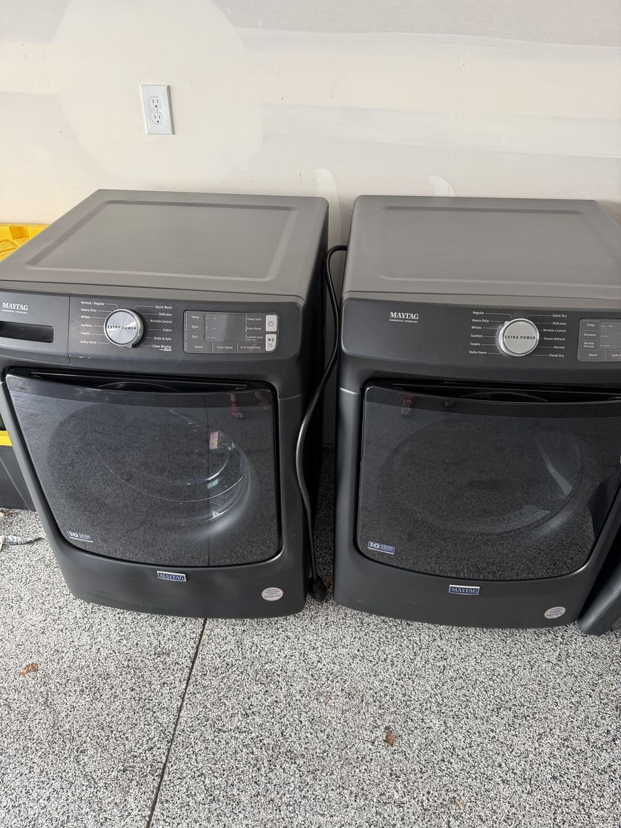 Maytag Washer And dryer Set