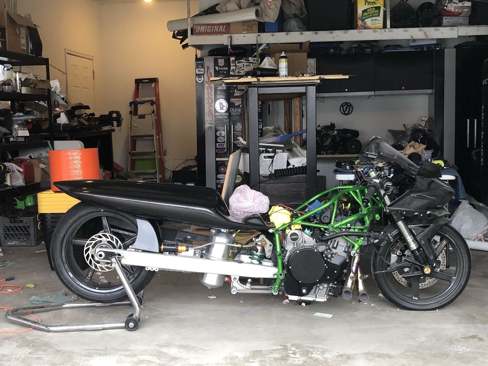 Ninja H2 dry sump setup Not the bike