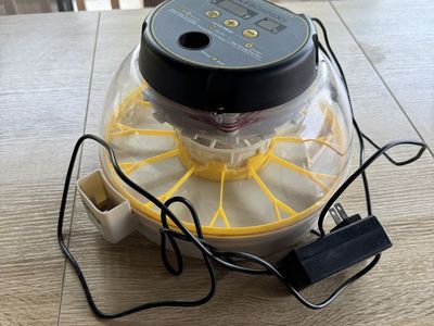 Egg Incubator