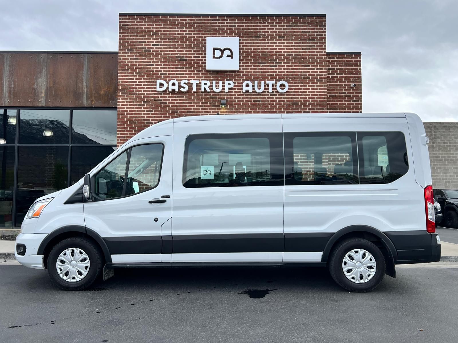15 Passenger Van Rental