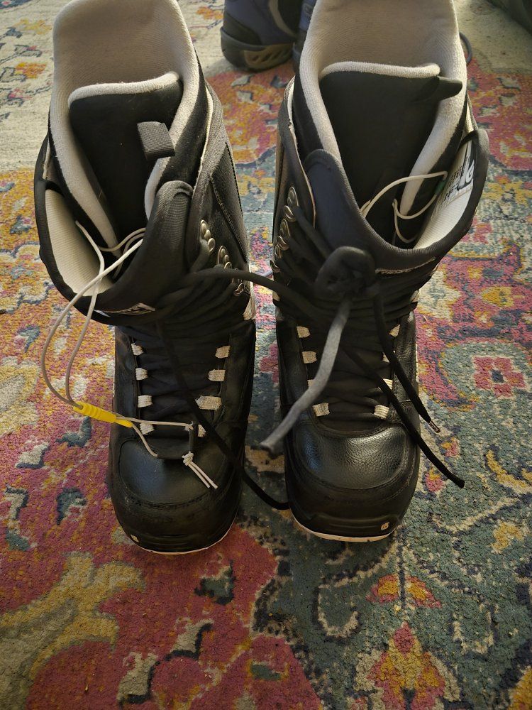 Burton Tribute Men's Snowboard Boots - Black, White, Size 11 US