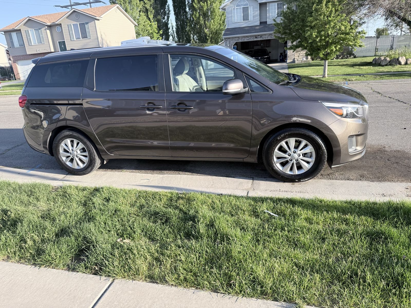 2017 Kia Sedona LX
