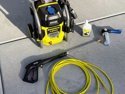 Ryobi 2000 PSI Electric Pressure Washer – Like New, Complete Kit with Foam Cannon