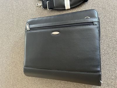 Samsonite Business Portfolio - 3 Ring/Briefcase