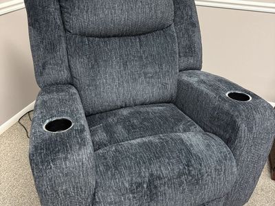 Ashley Firniture POWER Recliner - Like New