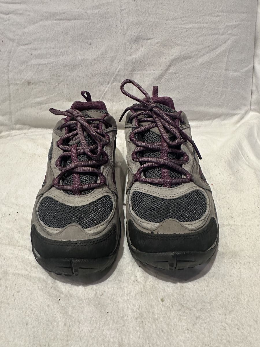 Merrell Women’s 7.5 Gray/Plum WP Hiking Shoes
