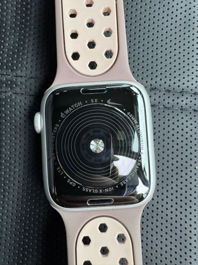 Apple Watch SE Nike Series 44 mm