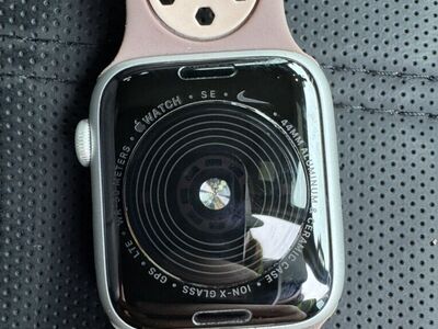 Apple Watch SE Nike Series 44 mm