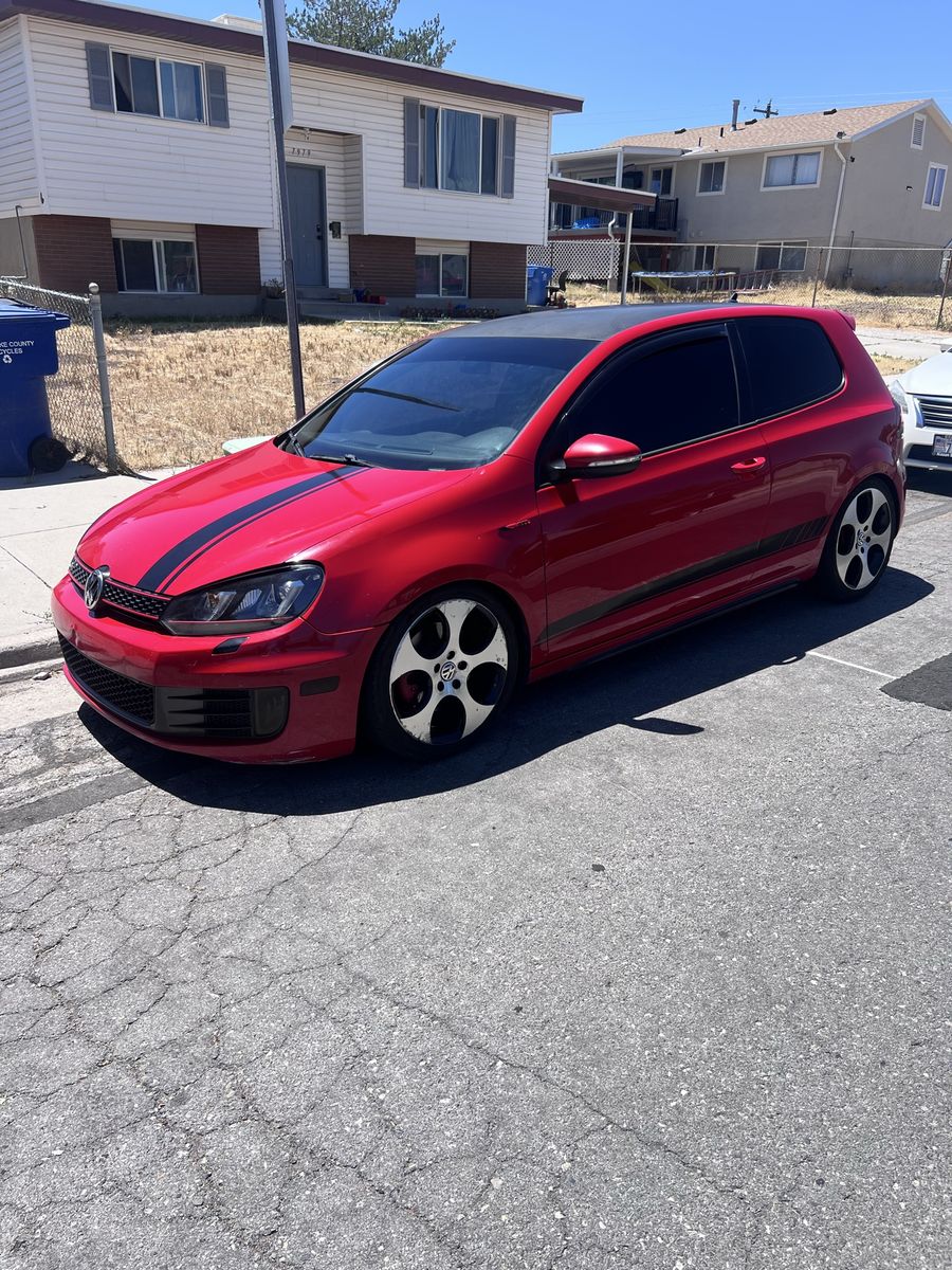 2013 Volkswagen GTI 