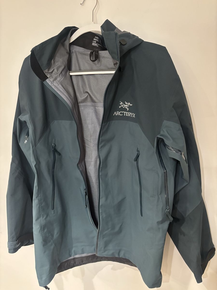 Arc'teryx Beta AR GoreTex Size L