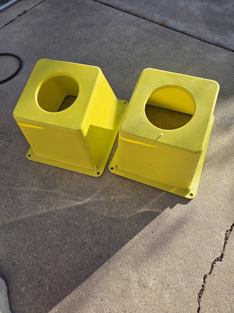 Cornhole Ace Airmail Box