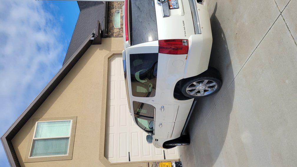 2007 CADILLAC ESCALADE ESV Premium Luxury Platinum