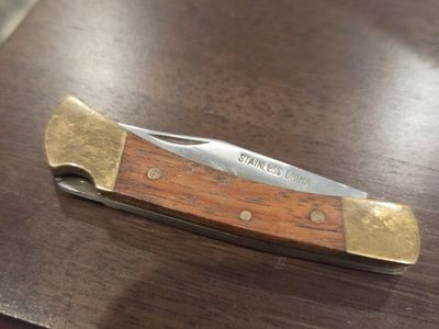 Vintage Style Stainless Steel Pocket Knife Folding Blade Wood Handle