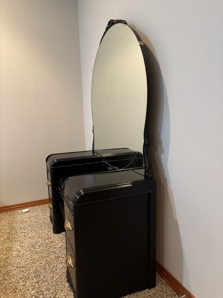 1940s Antique Dresser