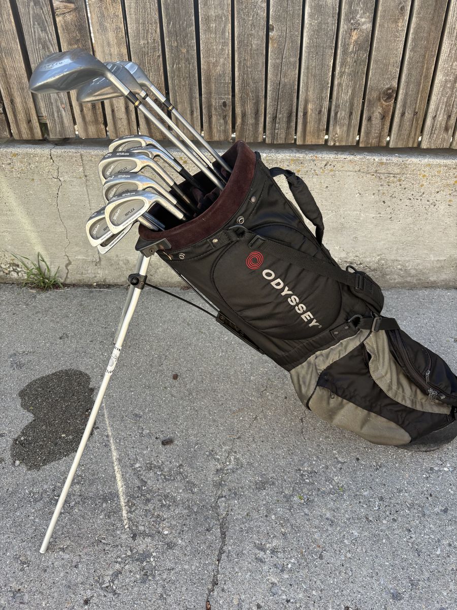 Men's standard length golf clubs for sale.