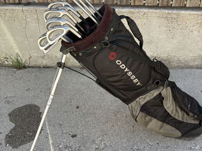 Men's standard length golf clubs for sale.