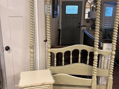 Vintage twin size spindle twist four poster bed and nightstand