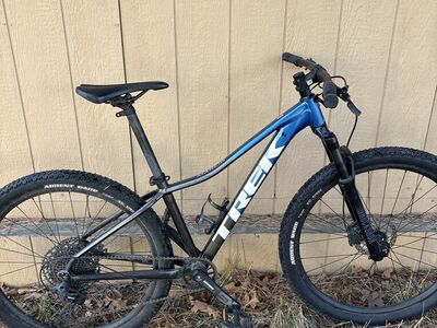 Trek marlin 8 small 27.5