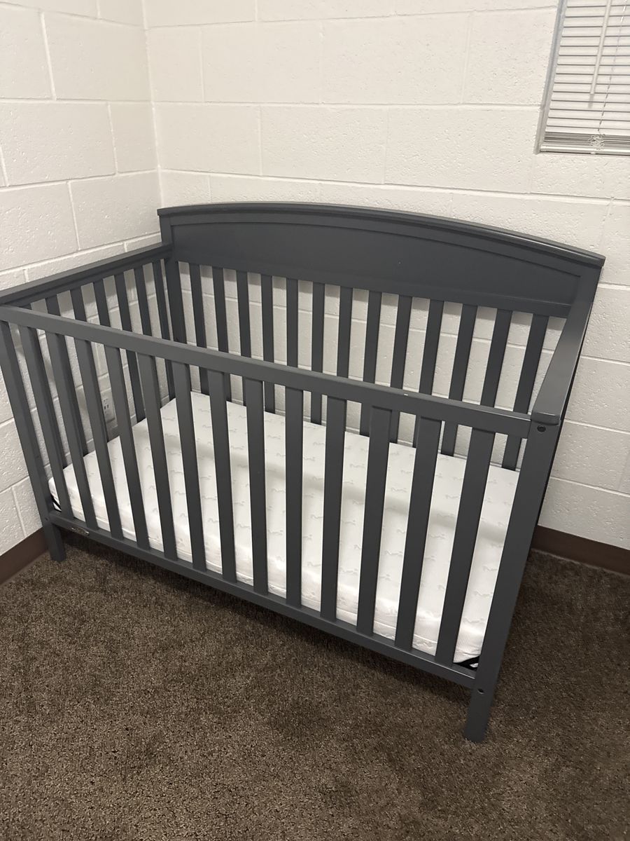 Grace Convertible Crib