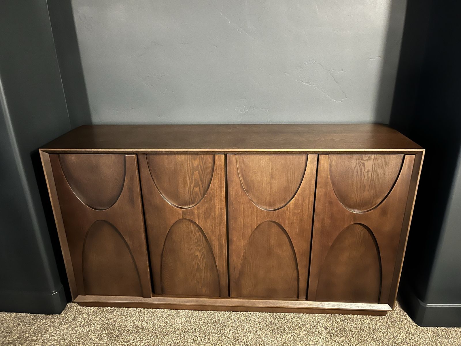 Beautiful Wooden Sideboard BRAND NEW!