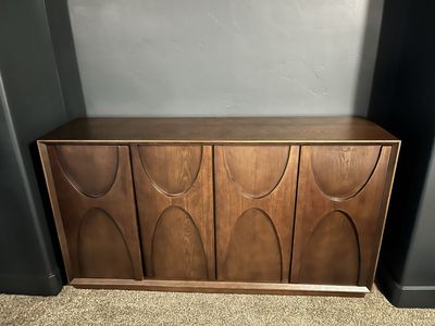 Beautiful Wooden Sideboard BRAND NEW!
